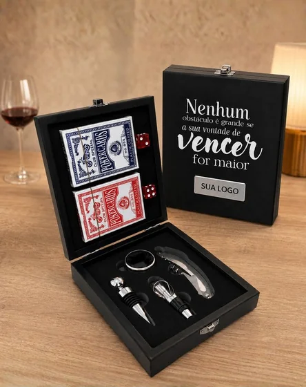 Kit Conquista — Acessórios para vinho em kit com formato de garrafa